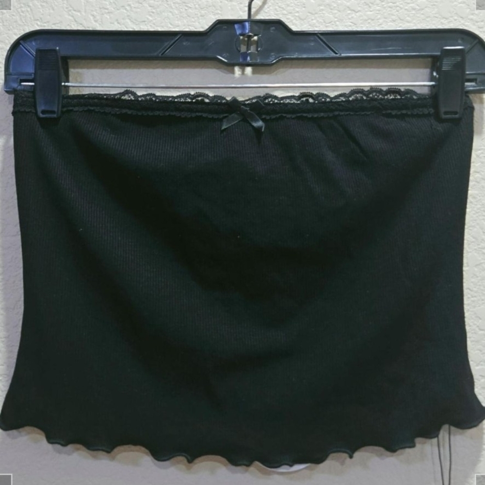 MORE TO COME Black Lace Trim Tank Top Size S